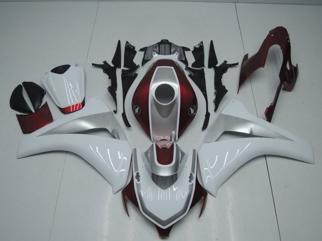 Carénage Moto CBR 1000 RR 2008-2011 - Rouge Blanc et Argent Carénage Moto CBR 1000 RR 2008-2011 - Rouge Blanc et Argent