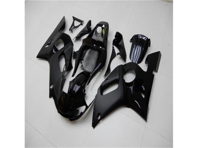 Carénage Moto R6 1998-2002 - Brillant Noir Mat Carénage Moto R6 1998-2002 - Brillant Noir Mat
