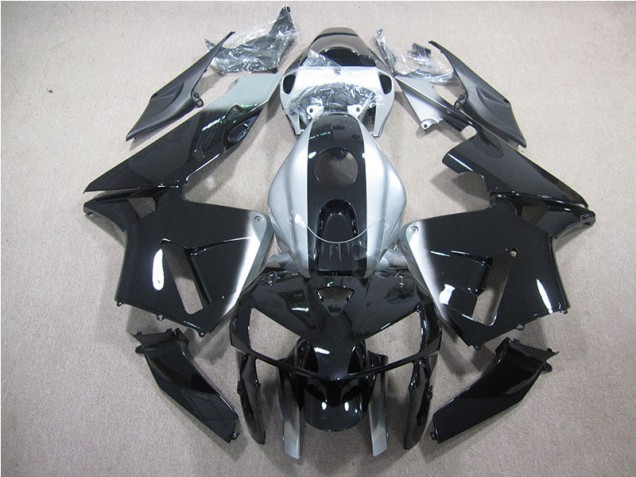 Carénages Moto & Carrosserie CBR 600 RR 2005-2006 - Noir Carénages Moto & Carrosserie CBR 600 RR 2005-2006 - Noir