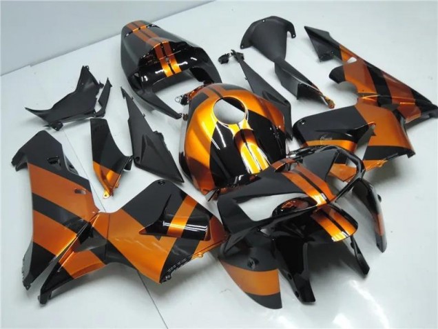 Kit Carénages Motos CBR 600 RR 2005-2006 - Orange Noir Kit Carénages Motos CBR 600 RR 2005-2006 - Orange Noir