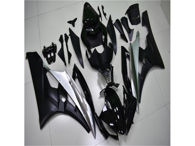 Kit Carénages Motos Complet R6 2006-2007 - Argent Noir Kit Carénages Motos Complet R6 2006-2007 - Argent Noir