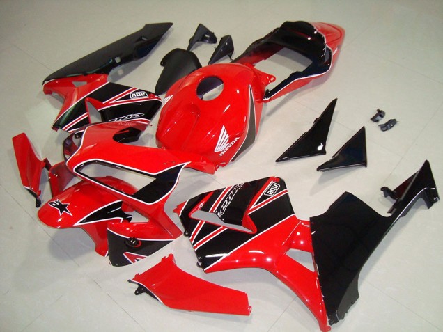Kit Carénages Motos & Plastique CBR 600 RR 2003-2004 - Rouge Noir Kit Carénages Motos & Plastique CBR 600 RR 2003-2004 - Rouge Noir